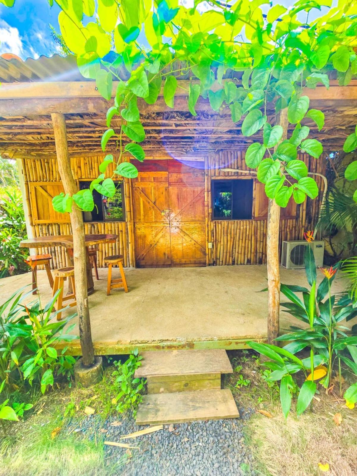 Апартаменты Hospedaje Combi Dream Bird Playas del Coco Экстерьер фото